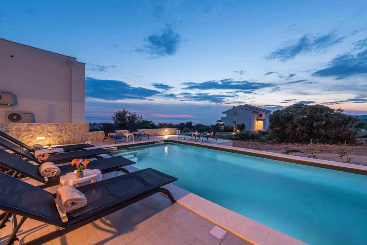 Adris 2 Luxury Modern Apartment With A Pool Novalja Exterior foto